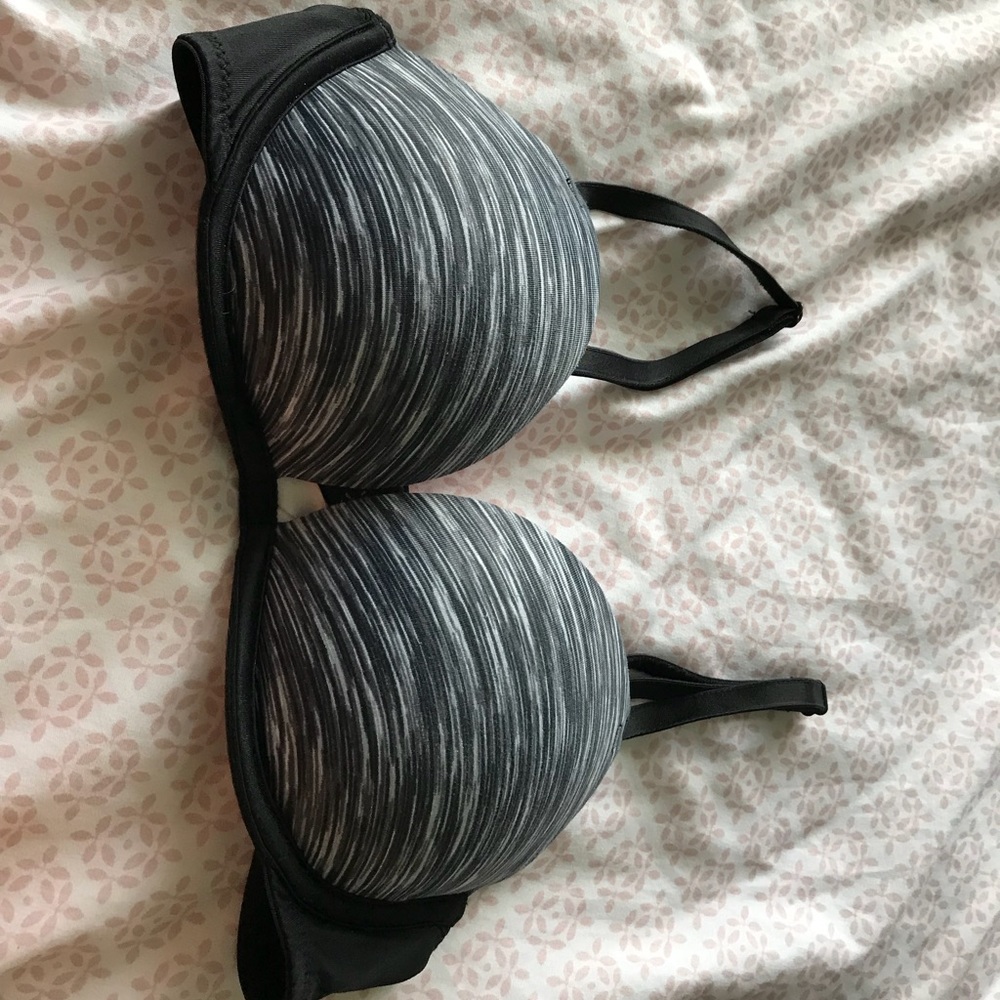 VS PINK BLACK PUSH-UP BRA